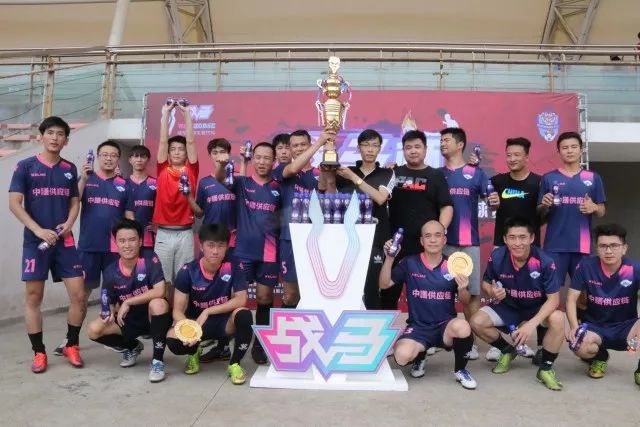 冷清发布会，穆里尼奥缺席：连续红牌与进球被VAR取消